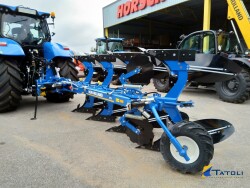 uus ader New Holland PHH4